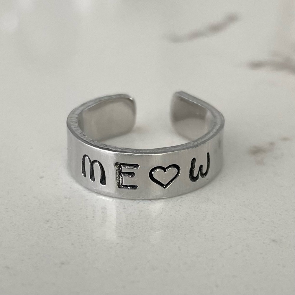 ✨FREE ADD ON✨ MEOW Ring